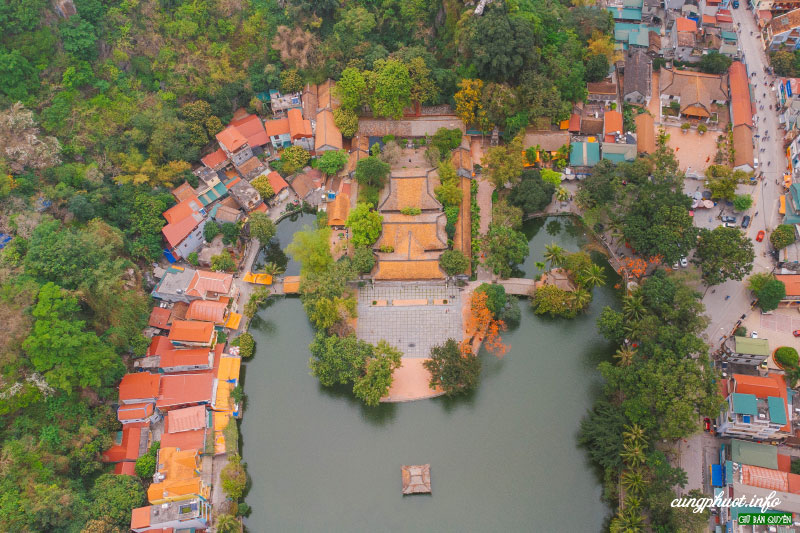chùa thầy